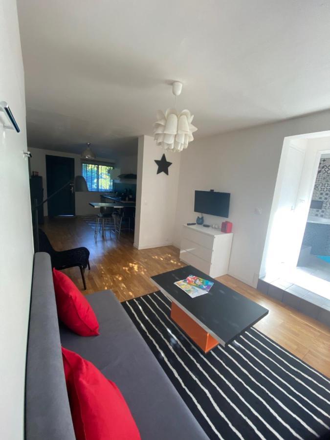 Apartamento Grand studio de 38m2 et cour indépendante de 25m2 dont wifi et Netflix Montpellier Exterior foto