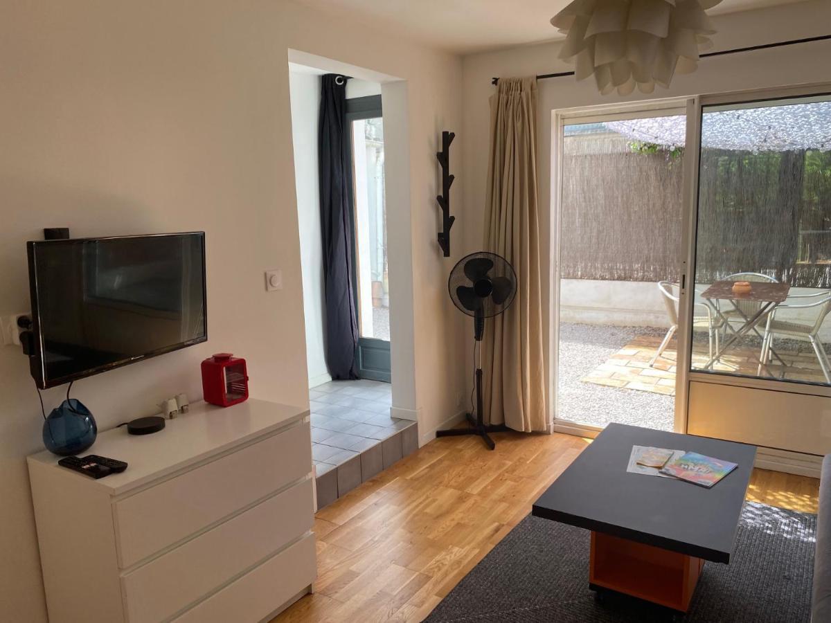 Apartamento Grand studio de 38m2 et cour indépendante de 25m2 dont wifi et Netflix Montpellier Exterior foto