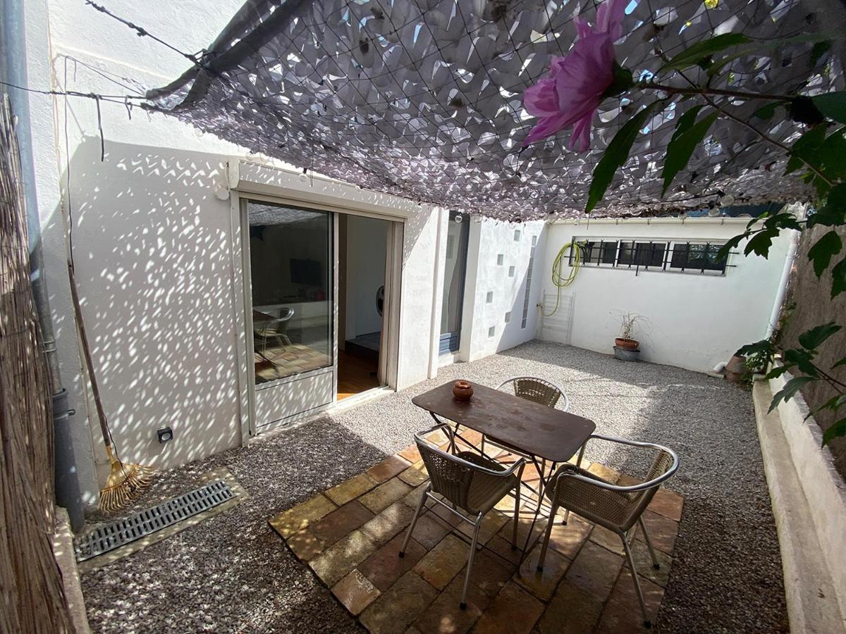 Apartamento Grand studio de 38m2 et cour indépendante de 25m2 dont wifi et Netflix Montpellier Exterior foto